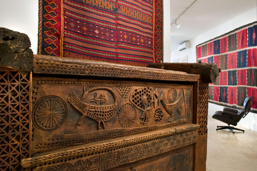 kilim from Kale Nao (foreground), kilim from Labidjar (background), chest from Radjasthan